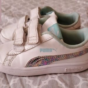Puma Sneakers